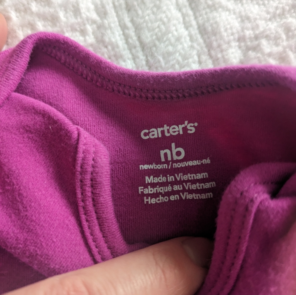 Newborn Bundle of 2 Bodysuits - Picture 7 of 8